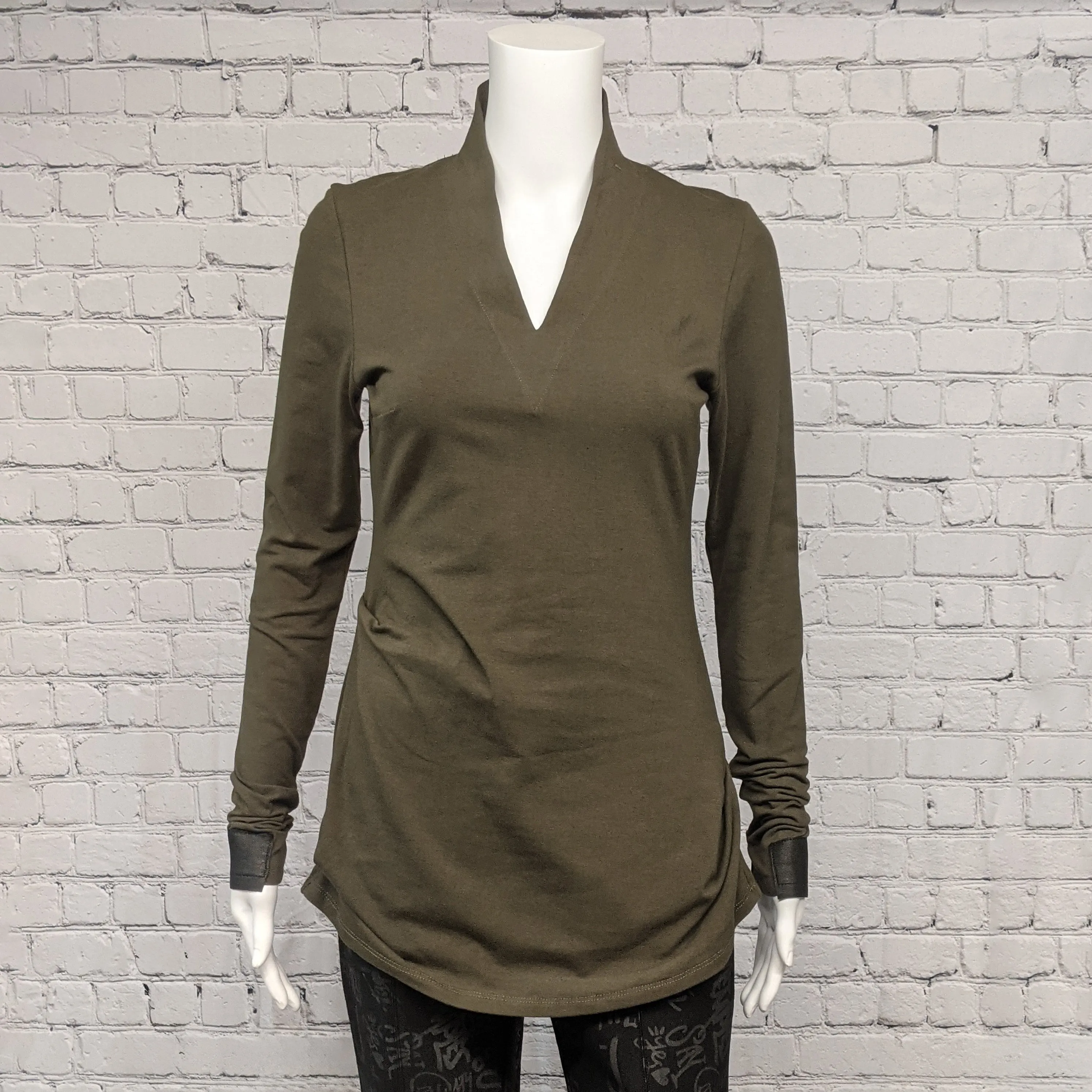 Jacob Fishmore Top in Multiple Colors by Kim Schalk